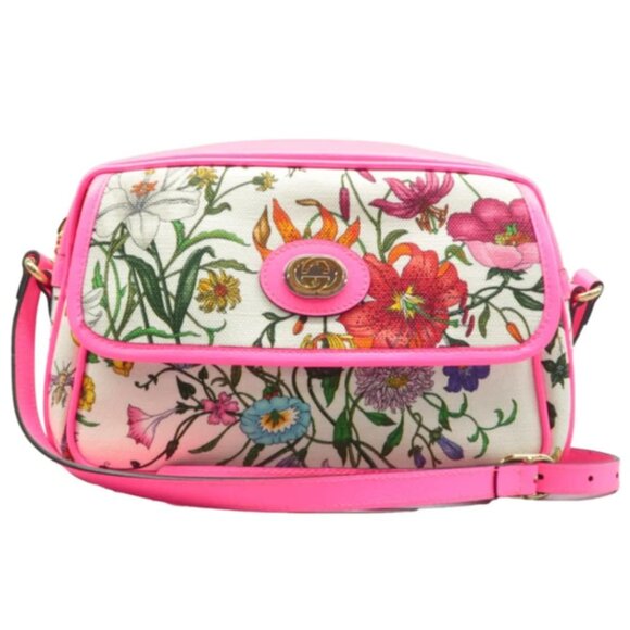 Gucci Handbags - 100% Authentic Gucci Flora Shoulder Bag 560-102224